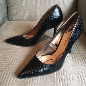 Sexy Black Stilettos